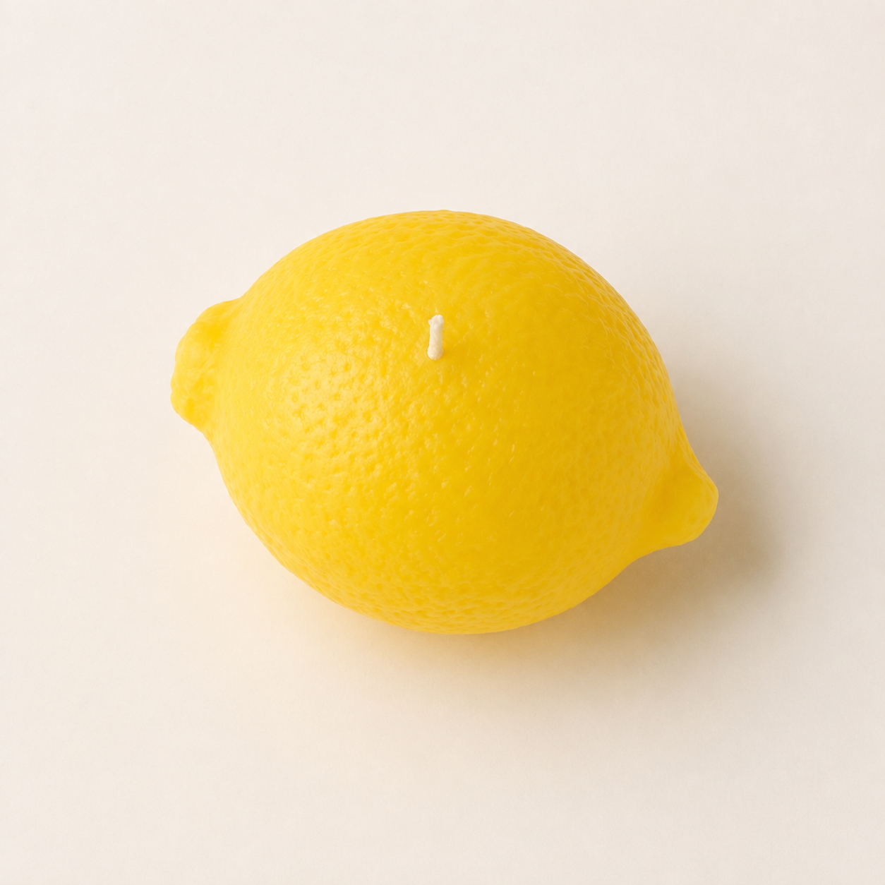 Bougie citron trompe-l'œil, cire d'olive et soja, parfum citron coco — Scented Bougie
